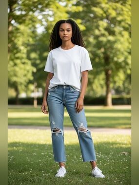 Levi's CT Light Blue Ripped Cropped Ankle Jeans